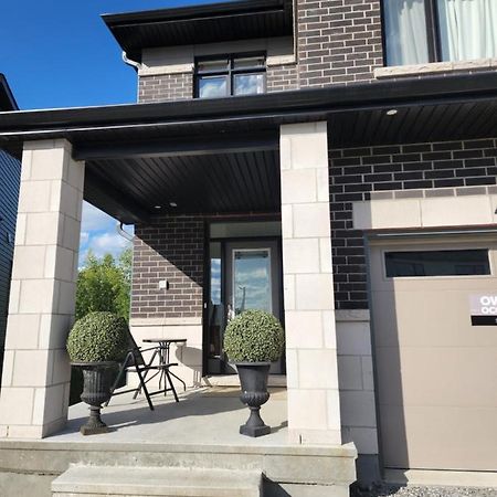 Place You Can Call Home !!! Near Ottawa Airport Luaran gambar